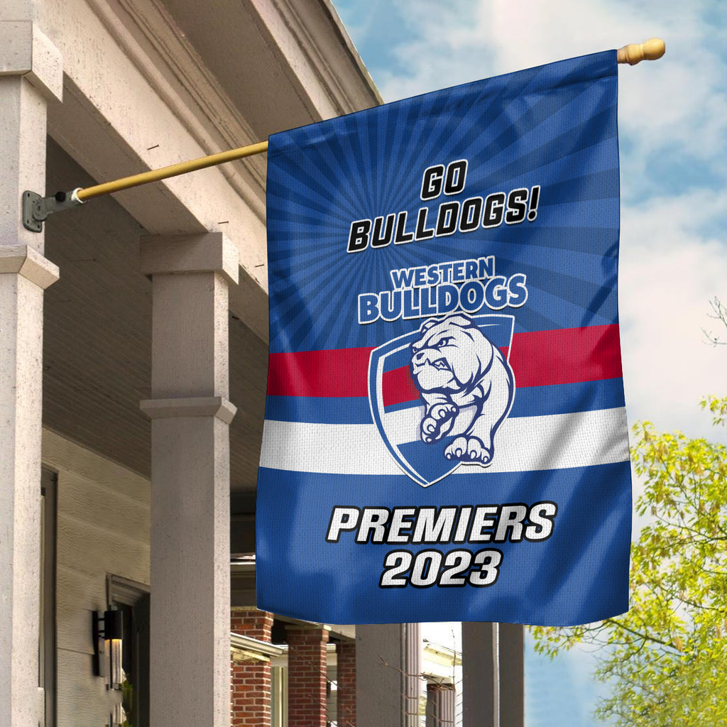 western-bulldogs-football-garden-flag-go-premiers-2023