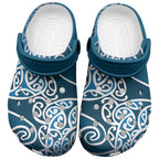 Aotearoa Maori Koru Curves Clogs Shoes Silver Ferns - Navy Blue