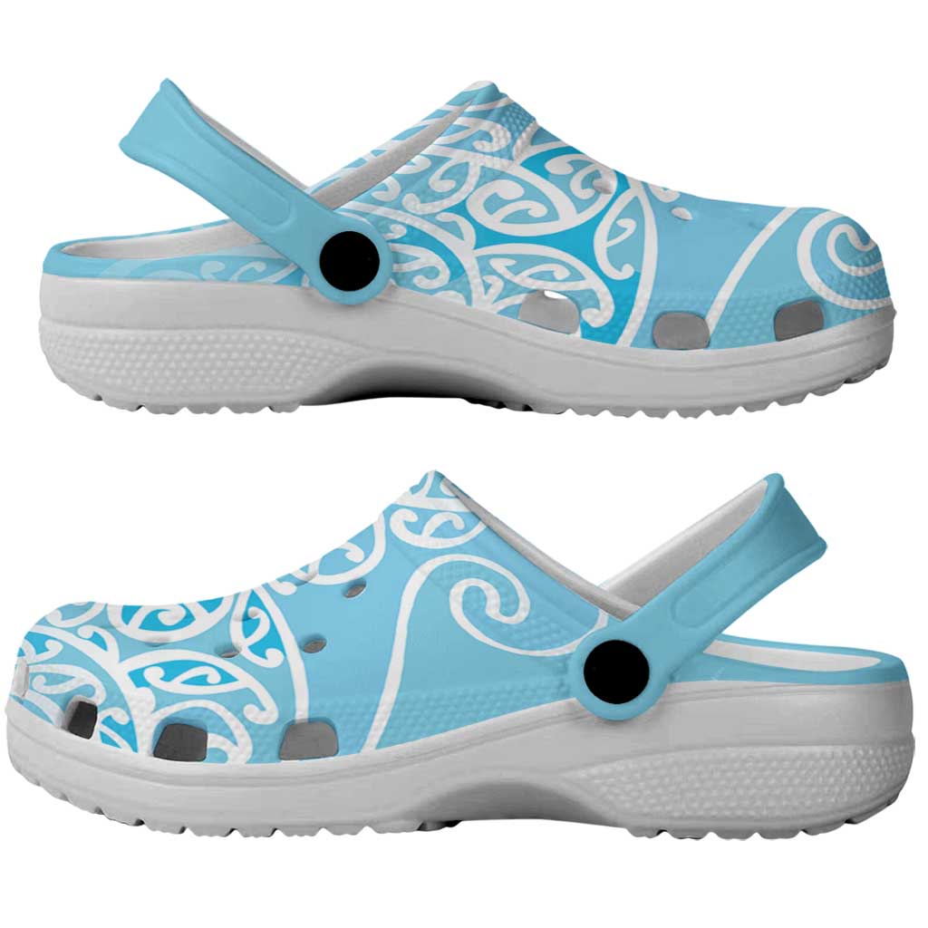 Aotearoa Maori Koru Curves Clogs Shoes Silver Ferns - Turquoise