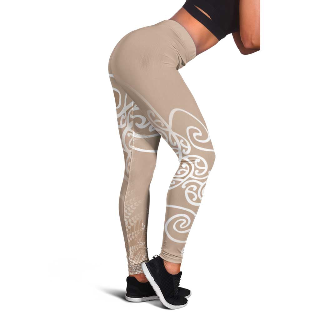 Aotearoa Maori Koru Curves Leggings Silver Ferns - Mocha