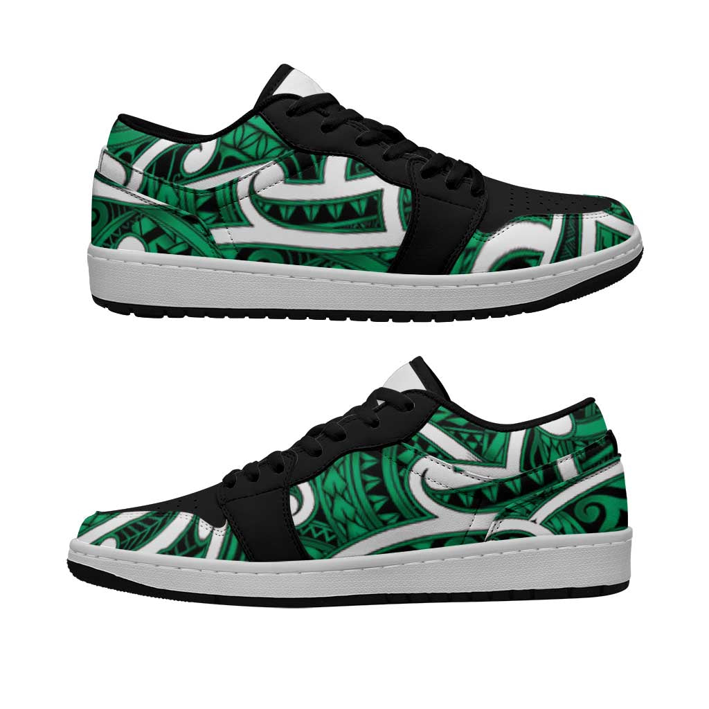 Aotearoa Maori Kowhaiwhai Low Sneakers Kakariki Puhoro and Patiki