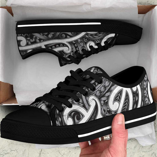 Aotearoa Maori Kowhaiwhai Low Top Shoes Kiwikiwi Puhoro and Patiki