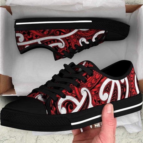 Aotearoa Maori Kowhaiwhai Low Top Shoes Whero Puhoro and Patiki