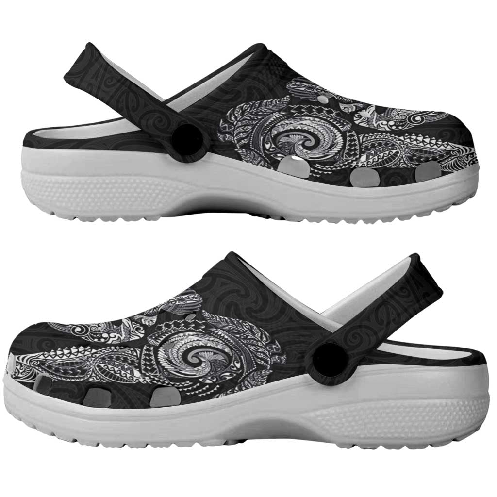 Aotearoa Moko Tribal Tattoo Clogs Shoes New Zealand Maori Penguin and Fantail Black Color
