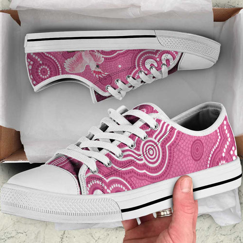 Australia Breast Cancer Awareness Low Top Shoes Pink Cockatoo Ribbon Aboriginal Art - Aussie Hoodie