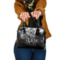 Step Into Horror Domain Magpies Football Shoulder Handbag Halloween Horror Movie Characters - Aussie Hoodie