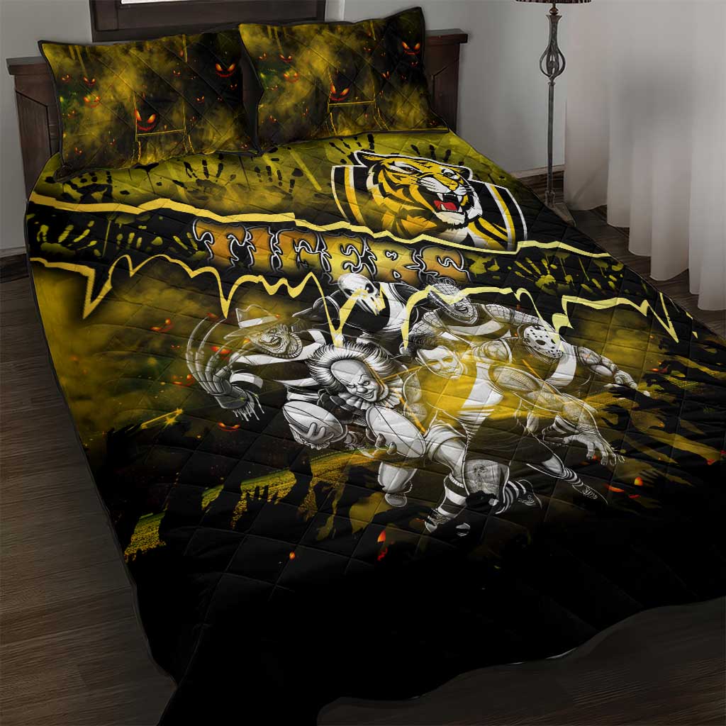 Step Into Horror Domain Tiger Football Quilt Bed Set Halloween Horror Movie Characters - Aussie Hoodie