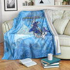 Ocean Spirit of Nicaragua Blanket Anchored in Nicaraguan Pride - Aussie Hoodie