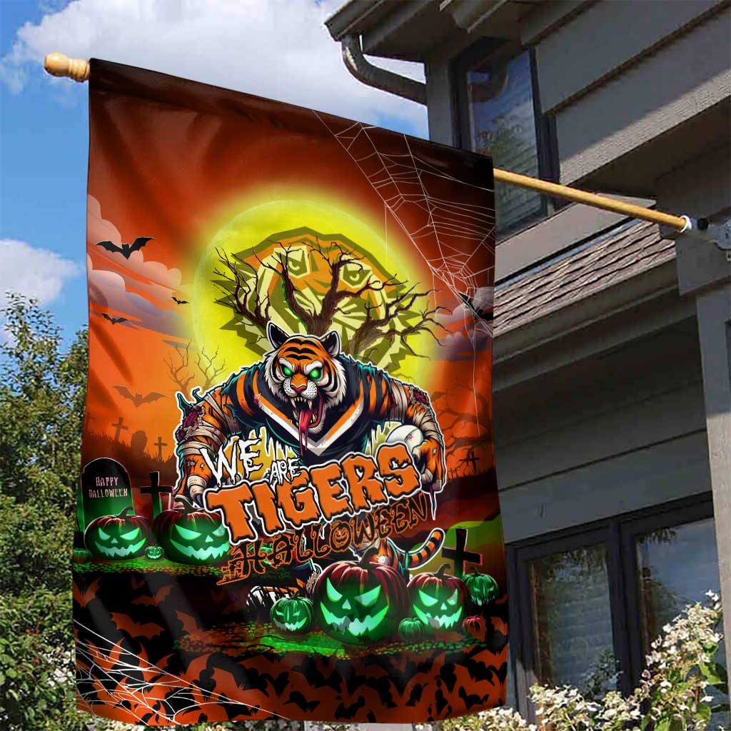 We Are Tigers Halloween Garden Flag Pumpkin Scary Spooky Season - Aussie Hoodie
