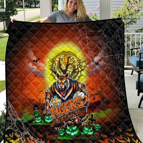 We Are Tigers Halloween Quilt Pumpkin Scary Spooky Season - Aussie Hoodie