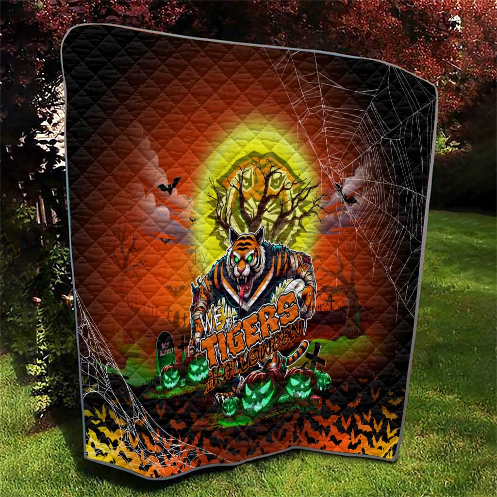 We Are Tigers Halloween Quilt Pumpkin Scary Spooky Season - Aussie Hoodie