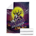 We Are Sea Eagles Halloween Blanket Pumpkin Scary Spooky Season - Aussie Hoodie