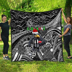 Merry Christmas AFL Collingwood Magpies Quilt Aboriginal Santa Football Mascot