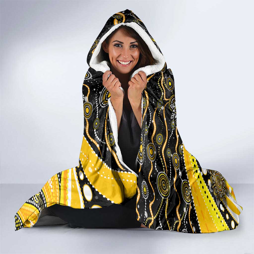 Merry Christmas AFL Richmond Tigers Hooded Blanket Aboriginal Santa Football Mascot
