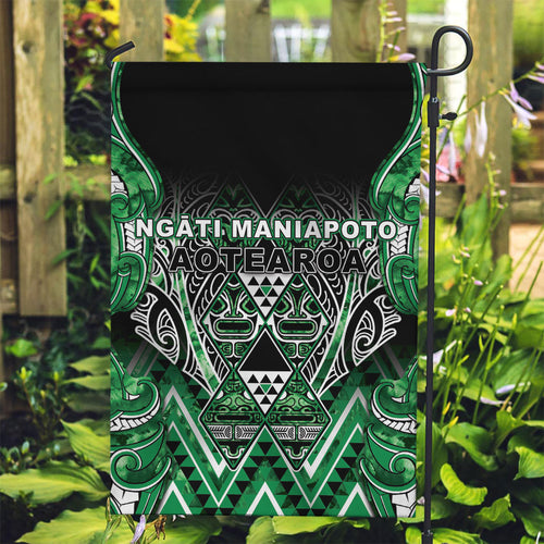 Aotearoa Ngati Maniapoto Garden Flag Maori Tribal Green Paua Shell Pattern