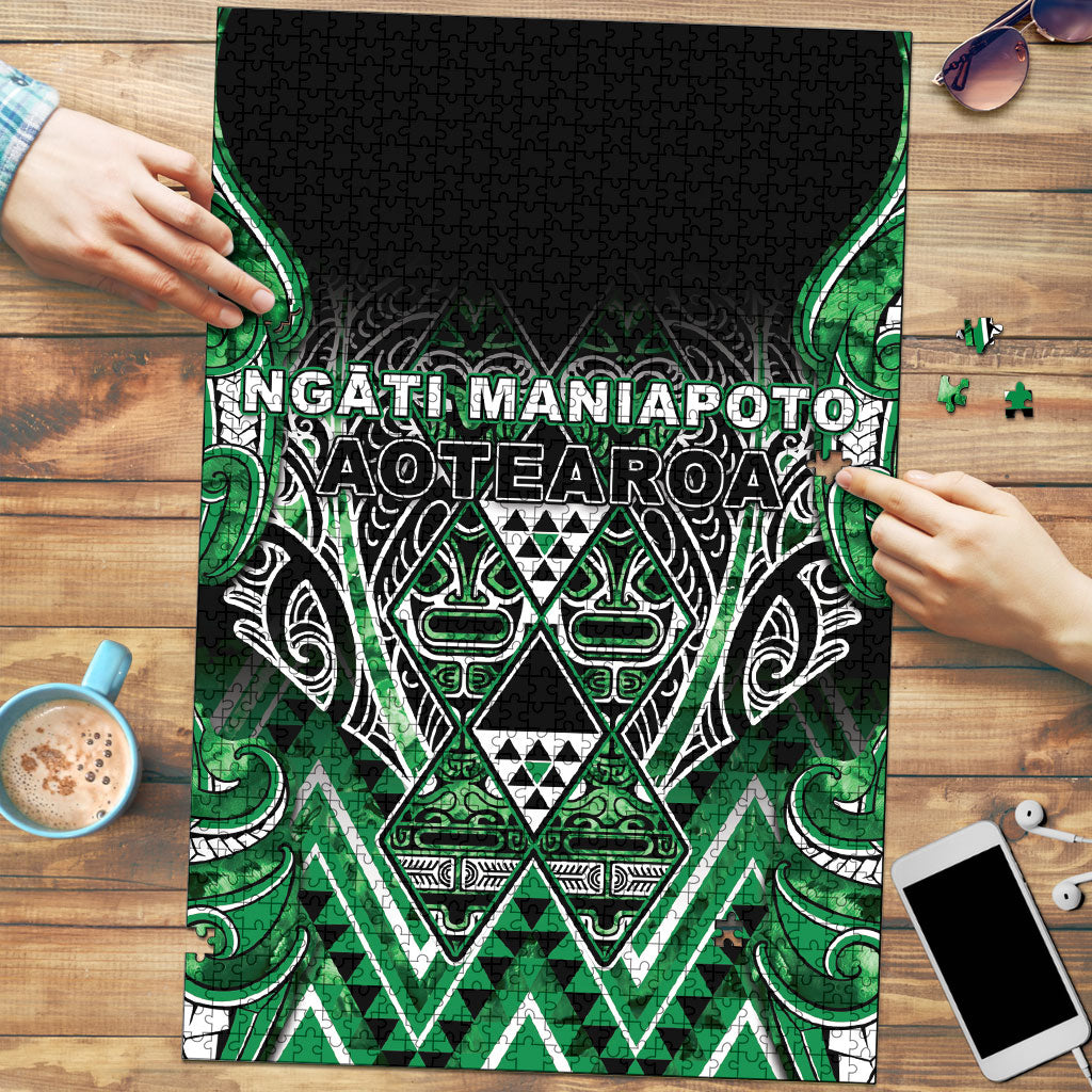 Aotearoa Ngati Maniapoto Puzzle Maori Tribal Green Paua Shell Pattern