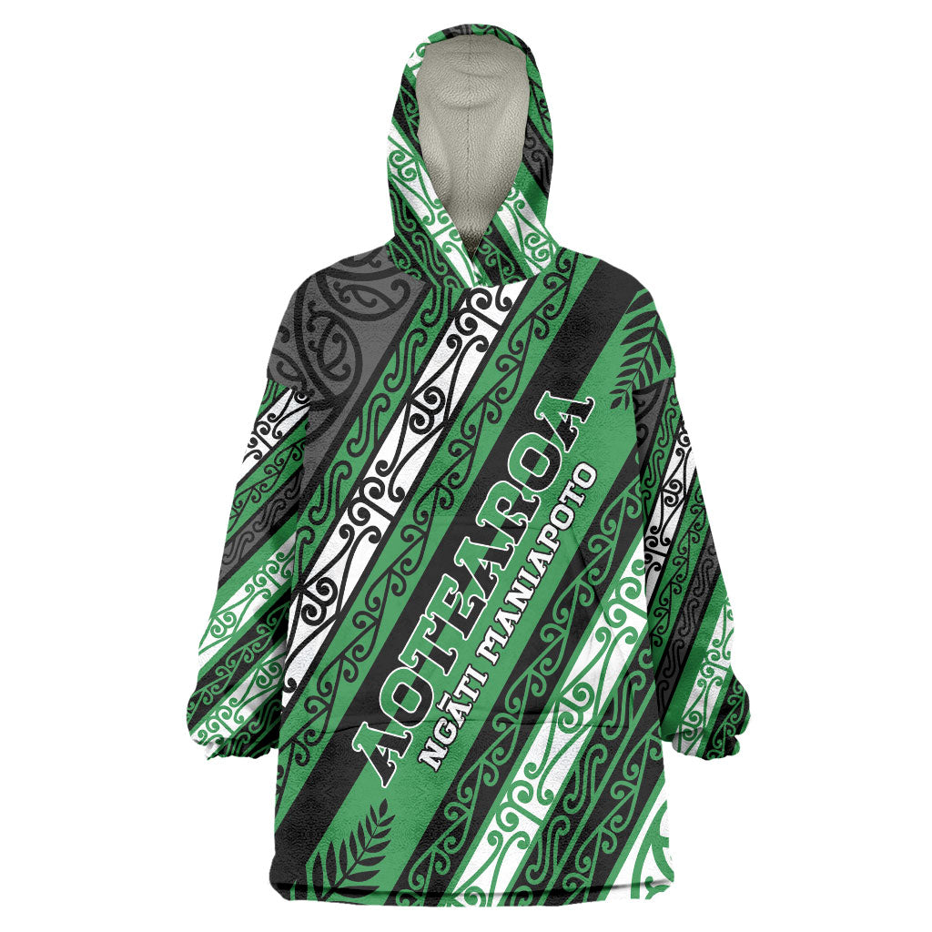 Personalised Aotearoa Ngati Maniapoto Wearable Blanket Hoodie New Zealand Maori Tribal Fern Pattern