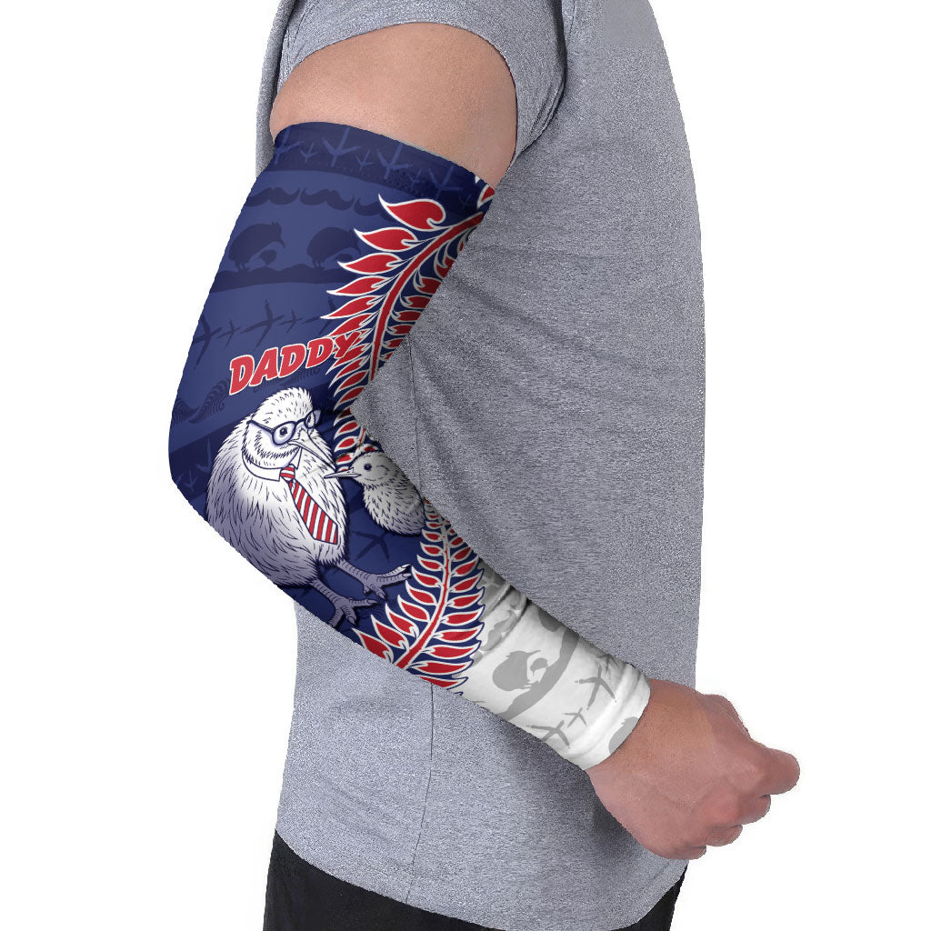 Personalised New Zealand Father's Day Arm Sleeves Daddy Kiwi Bird Silver Ferns