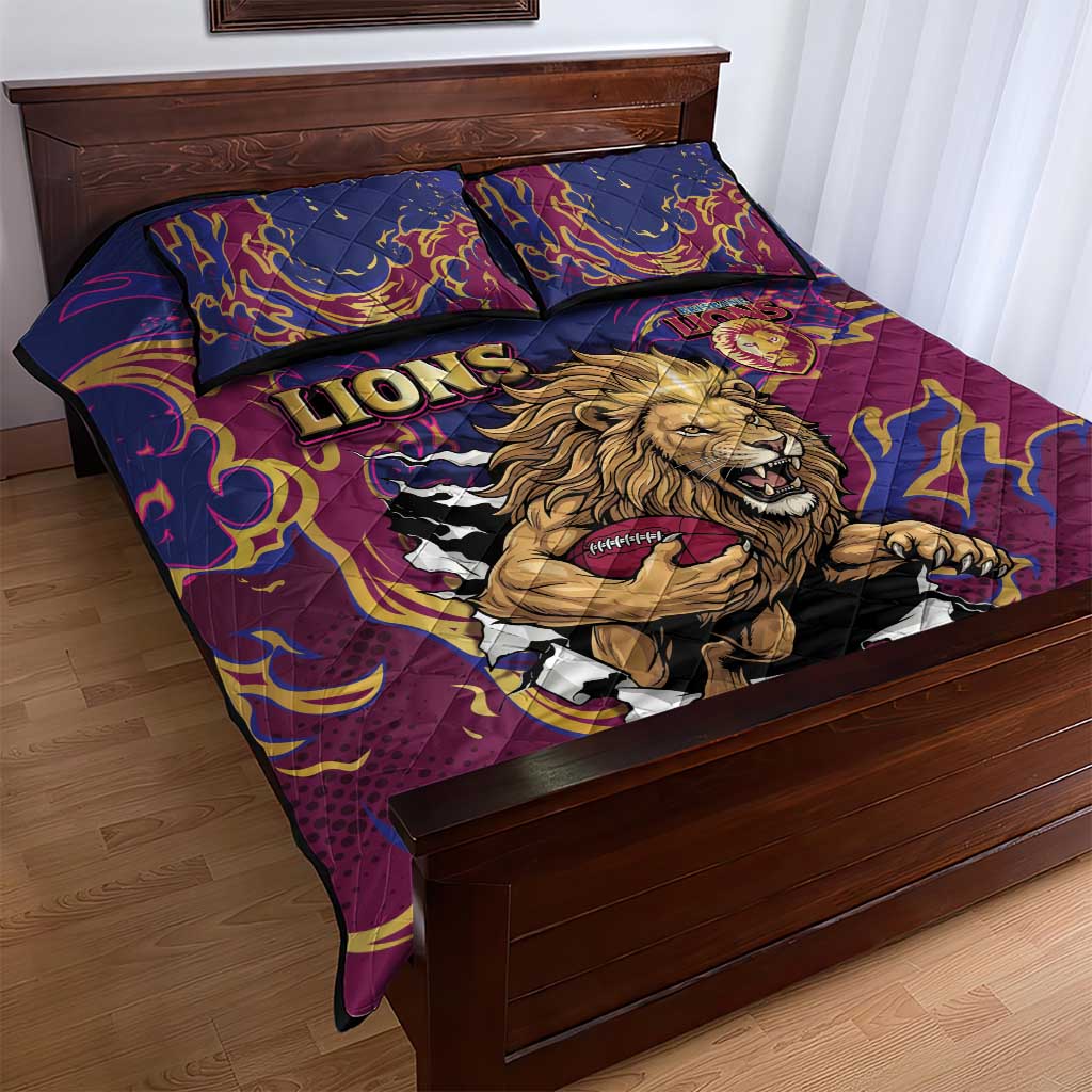 Brisbane Maroon Quilt Bed Set Lions Blazing Fire