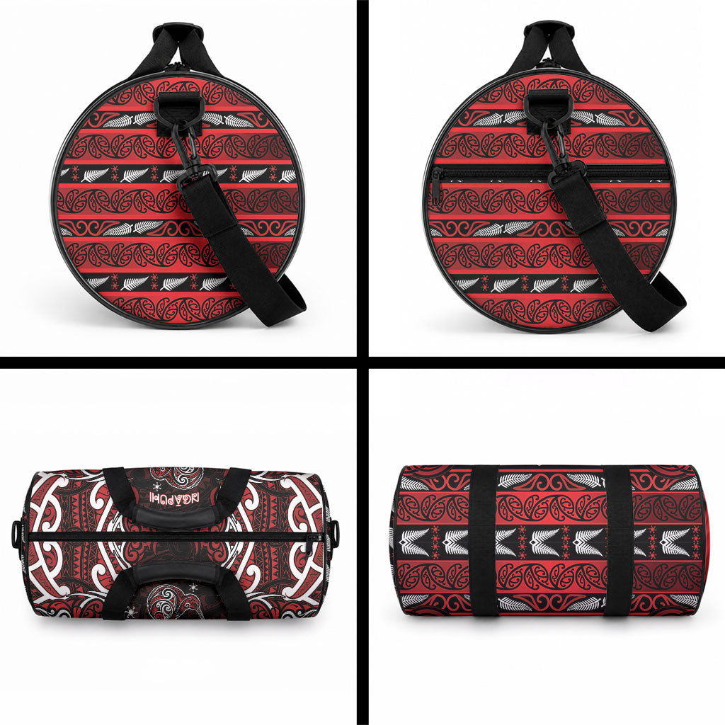 Ngapuhi Aotearoa Meri Kirihimete Duffle Bag Maori Kiwi Bird Silver Fern Koru Pattern