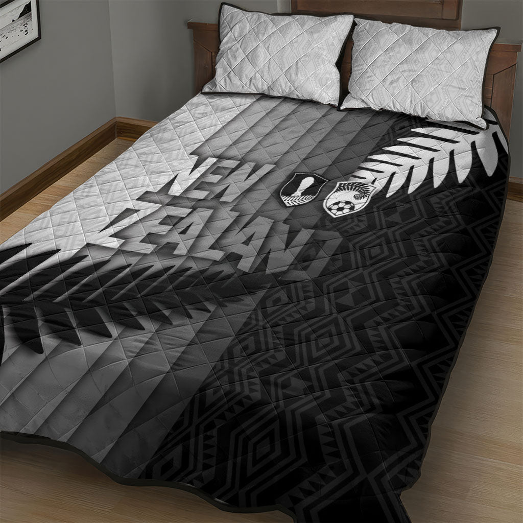 New Zealand Football Quilt Bed Set Silver Fern Maori Pattern Monochrome