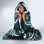 Ngati Porou Aotearoa Meri Kirihimete Hooded Blanket Maori Kiwi Bird Silver Fern Koru Pattern