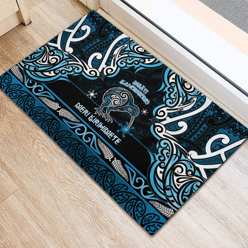Ngati Kahungunu Aotearoa Meri Kirihimete Rubber Doormat Maori Kiwi Bird Silver Fern Koru Pattern