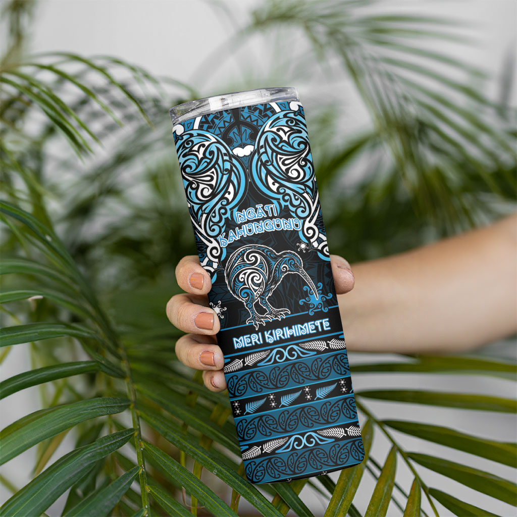 Personalised Ngati Kahungunu Aotearoa Meri Kirihimete Skinny Tumbler Maori Kiwi Bird Silver Fern Koru Pattern