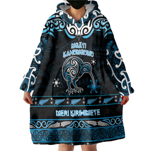 Personalised Ngati Kahungunu Aotearoa Meri Kirihimete Wearable Blanket Hoodie Maori Kiwi Bird Silver Fern Koru Pattern