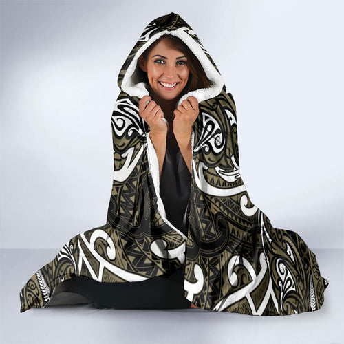 Waikato Tainui Aotearoa Meri Kirihimete Hooded Blanket Maori Kiwi Bird Silver Fern Koru Pattern