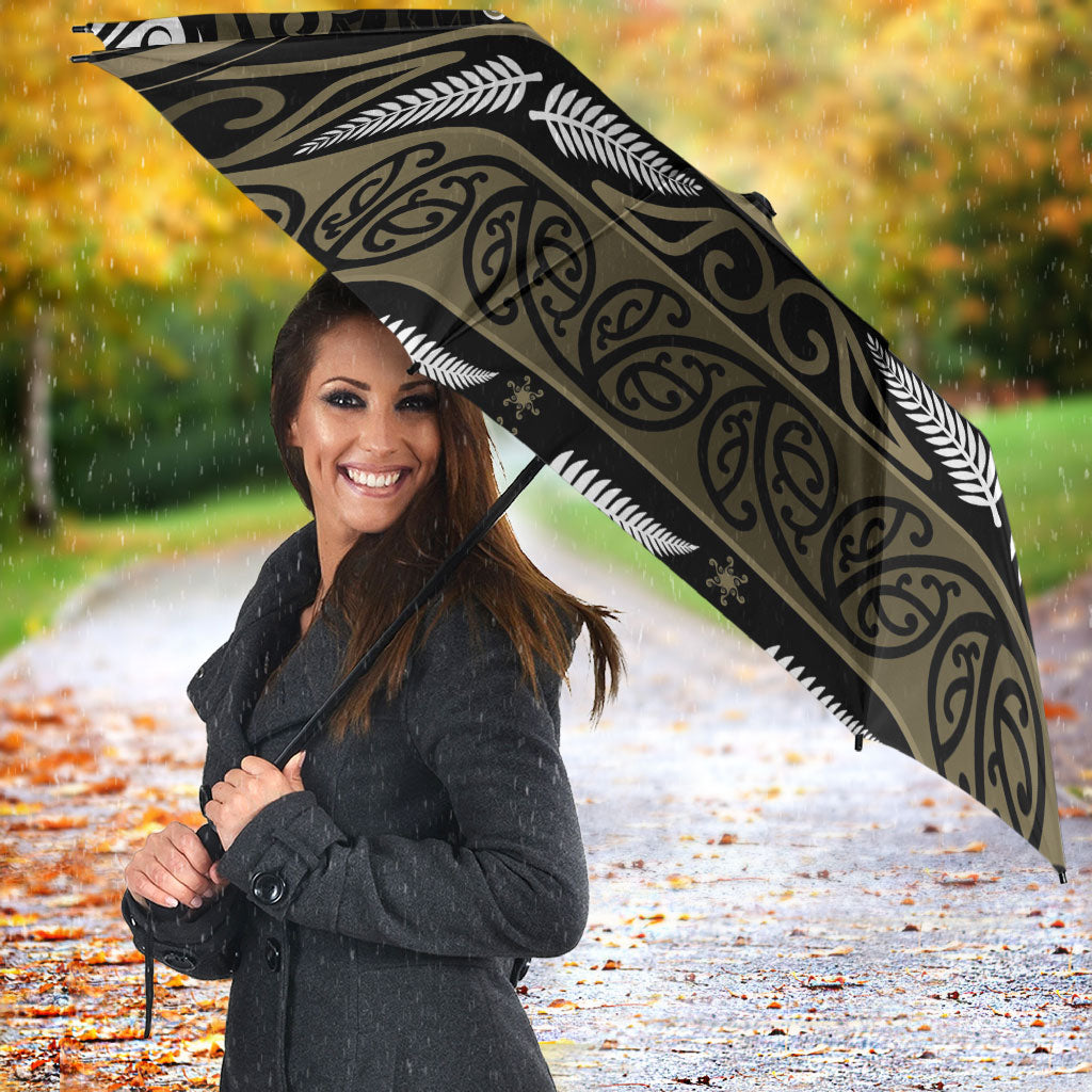 Waikato Tainui Aotearoa Meri Kirihimete Umbrella Maori Kiwi Bird Silver Fern Koru Pattern