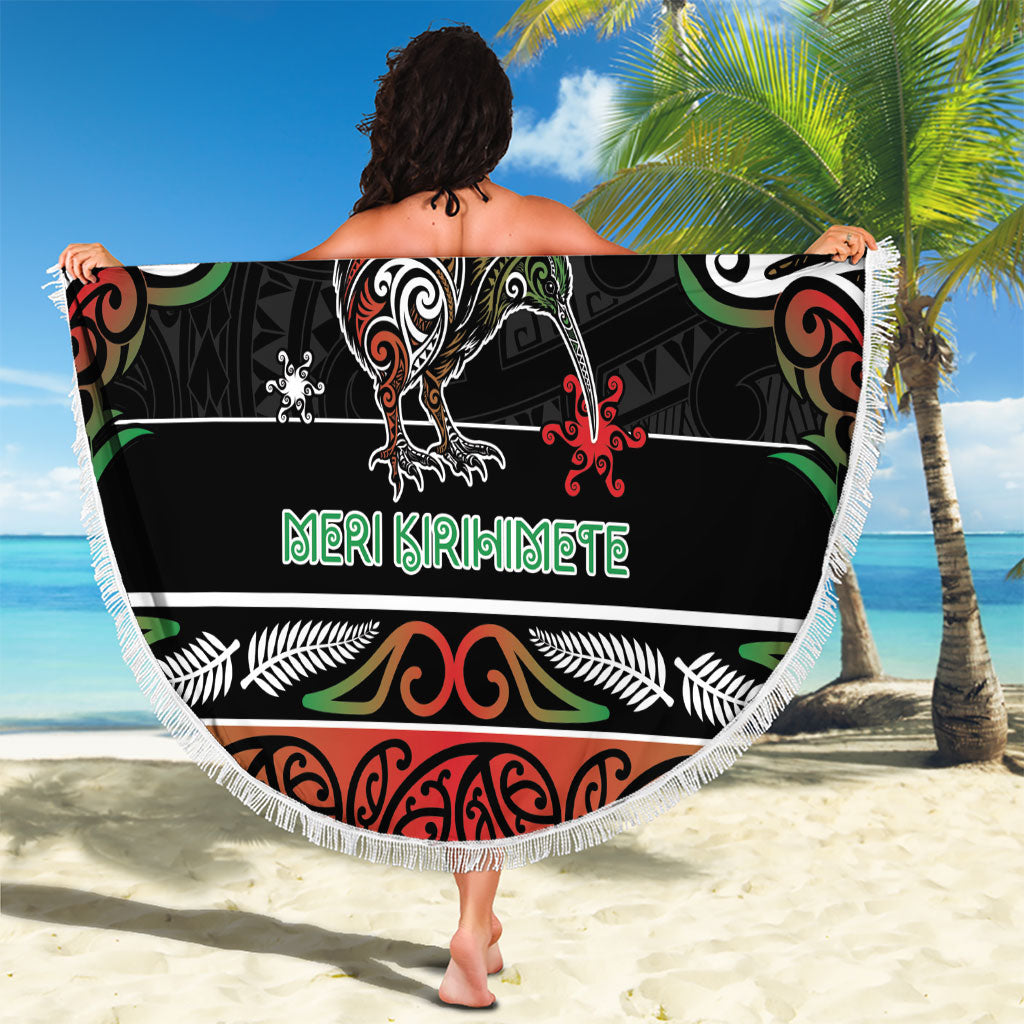 Ngai Tuhoe Aotearoa Meri Kirihimete Beach Blanket Maori Kiwi Bird Silver Fern Koru Pattern