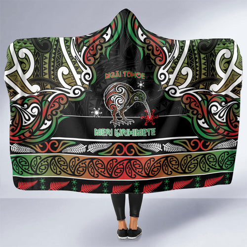 Ngai Tuhoe Aotearoa Meri Kirihimete Hooded Blanket Maori Kiwi Bird Silver Fern Koru Pattern