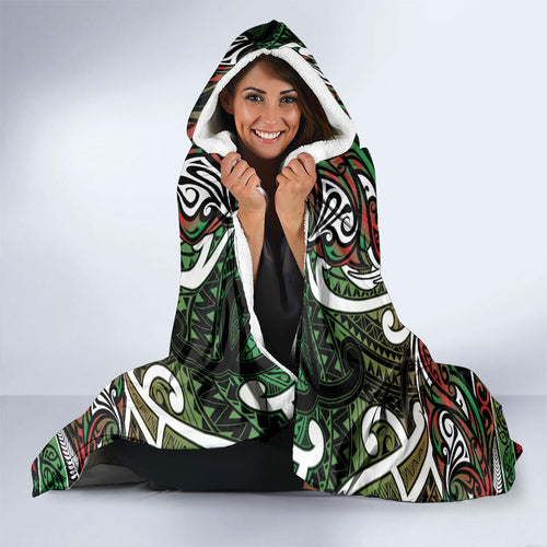 Ngai Tuhoe Aotearoa Meri Kirihimete Hooded Blanket Maori Kiwi Bird Silver Fern Koru Pattern