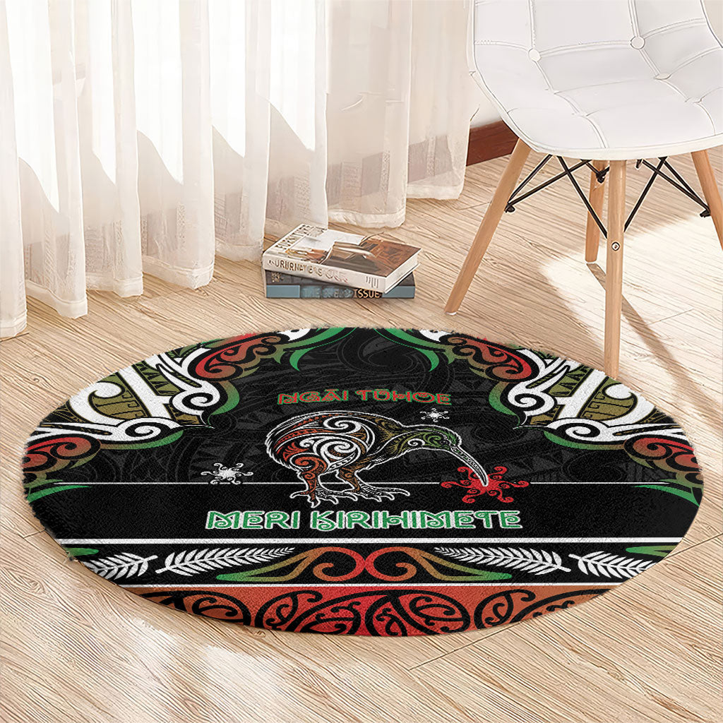 Ngai Tuhoe Aotearoa Meri Kirihimete Round Carpet Maori Kiwi Bird Silver Fern Koru Pattern