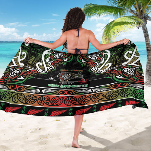 Ngai Tuhoe Aotearoa Meri Kirihimete Sarong Maori Kiwi Bird Silver Fern Koru Pattern