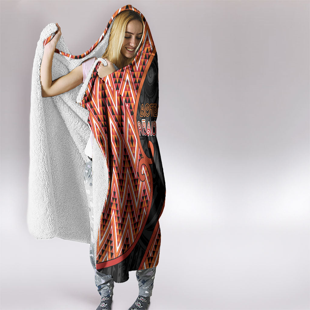 Aotearoa Atua Ruaumoko Hooded Blanket God Of Volcanoes Koru Patterns