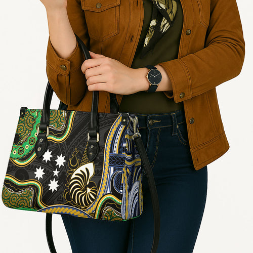 South Sea Islanders And New Caledonia Leather Bag Nautilus Shell Southern Cross Tribal Pattern