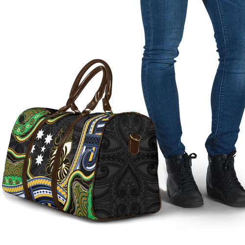 South Sea Islanders And New Caledonia Travel Bag Nautilus Shell Southern Cross Tribal Pattern