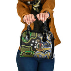 South Sea Islanders And Vanuatu Shoulder Handbag Boar Tusk Warrior Southern Tribal Pattern