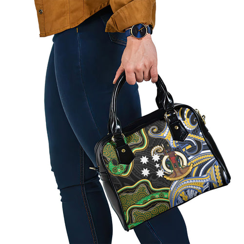 South Sea Islanders And Vanuatu Shoulder Handbag Boar Tusk Warrior Southern Tribal Pattern