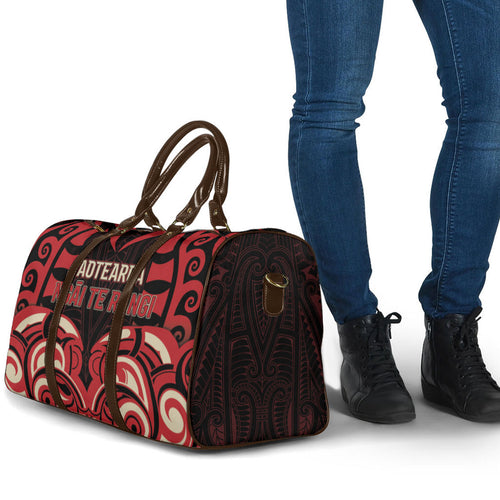 Aotearoa Ngai Te Rangi Travel Bag New Zealand Traditional Maori Pattern