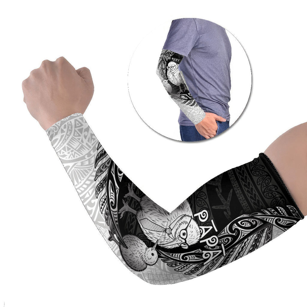 Personalised New Zealand Father's Day Arm Sleeves Papa Kiwi Bird Tribal Pattern