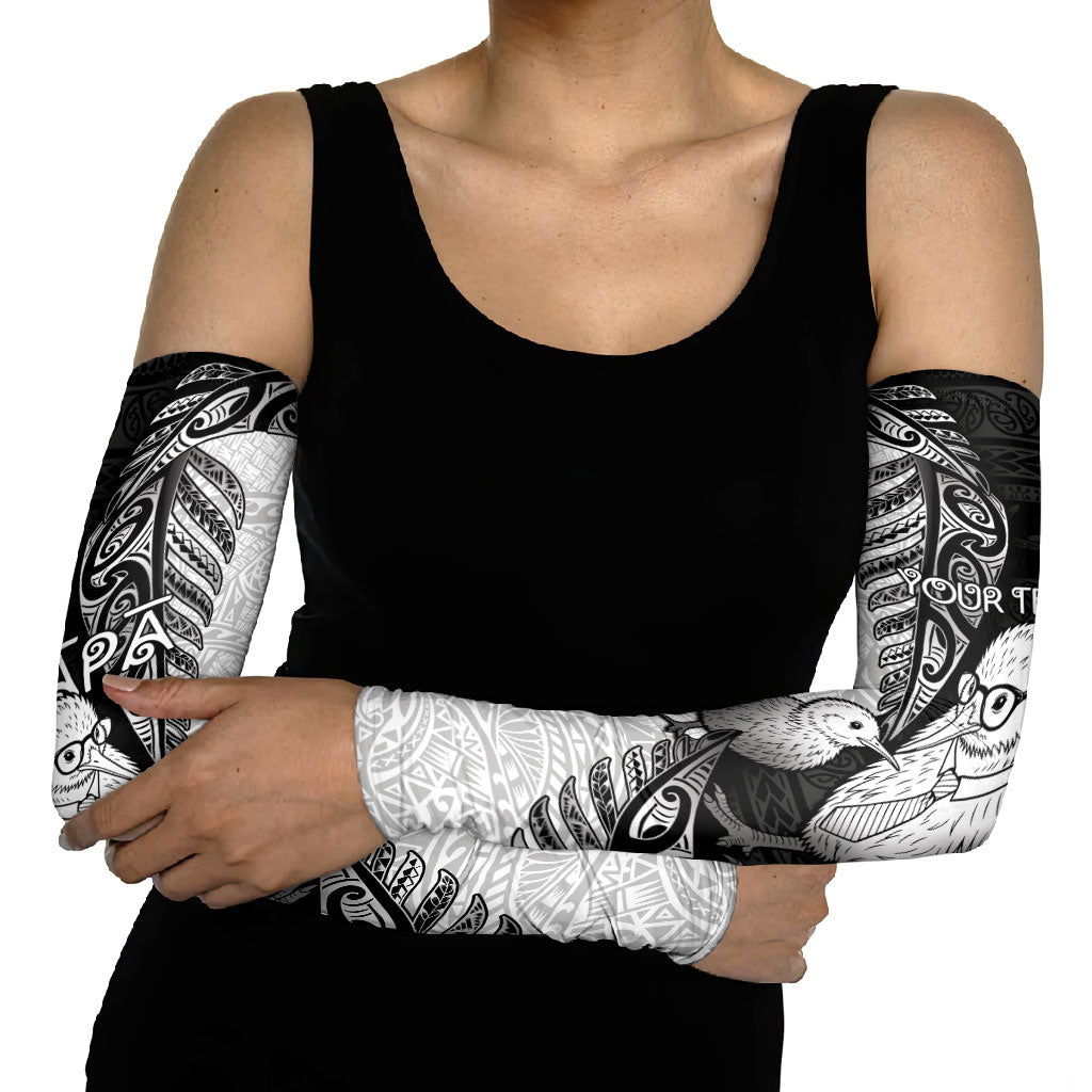 Personalised New Zealand Father's Day Arm Sleeves Papa Kiwi Bird Tribal Pattern