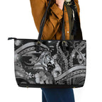Maori Romantic Valentine Leather Tote Bag The Hongi Kiss Black Galaxy