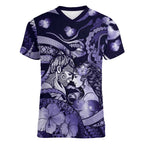 Personalised Maori Romantic Valentine Women V-Neck T-Shirt The Hongi Kiss Purple Galaxy
