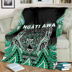 Aotearoa Ngati Awa Blanket Maori Tribal Green Marble Paua Shell Pattern