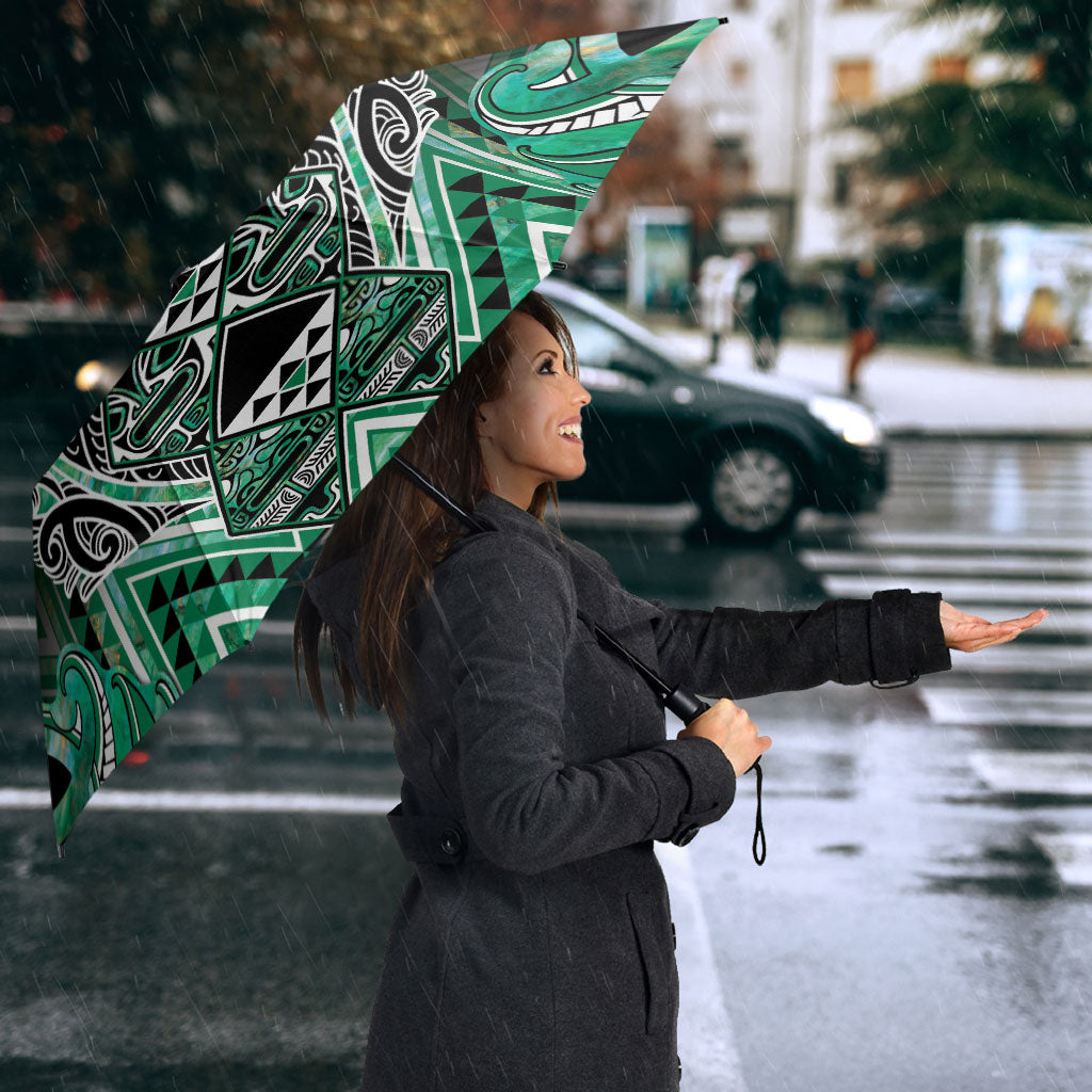 Aotearoa Ngati Awa Umbrella Maori Tribal Green Marble Paua Shell Pattern