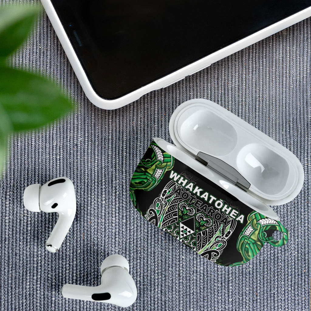 Aotearoa Whakatohea AirPods Case Maori Tribal Green Abalone Paua Shell Pattern