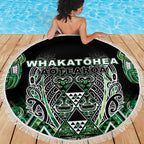 Aotearoa Whakatohea Beach Blanket Maori Tribal Green Abalone Paua Shell Pattern